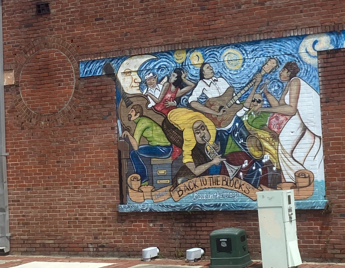mural in Pensacola, Alabama